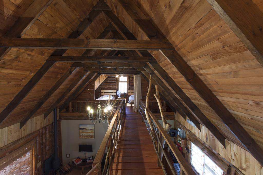 A Log Home At Buffalo Creek Buffeljagsrivier Exterior foto